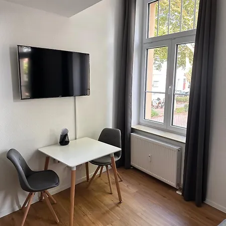 Zentrales Apartment Mit Parkplatz Hockenheim Exterior photo