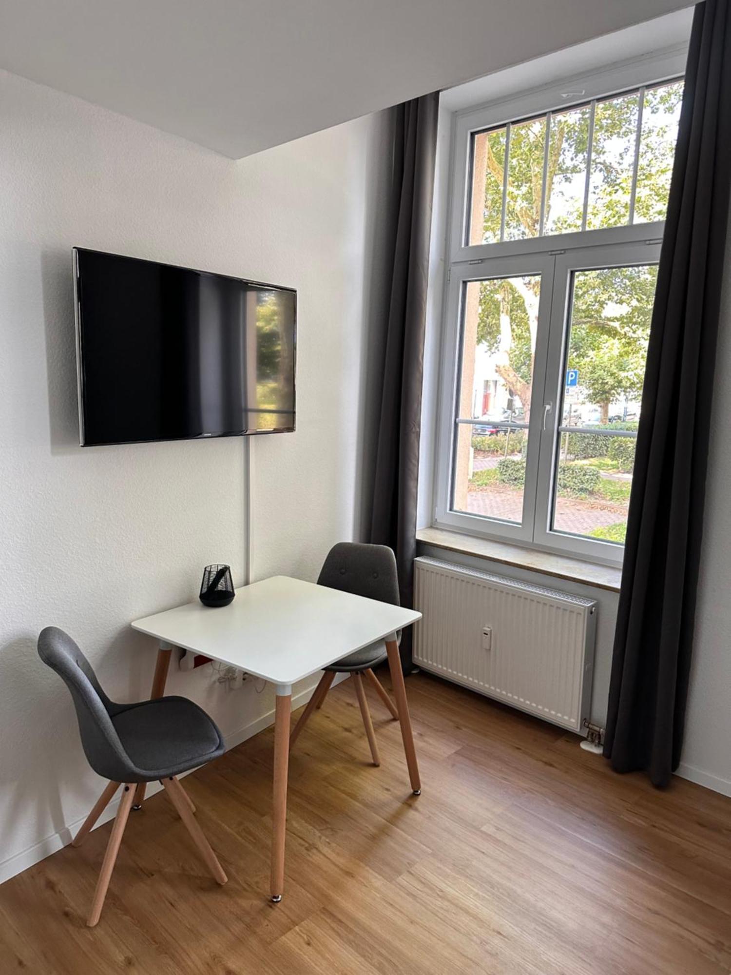 Zentrales Mit Parkplatz Hockenheim